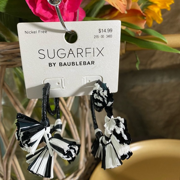 NWT Sugar fix by baublebar nickel free earrings, black and white - Picture 5 of 6